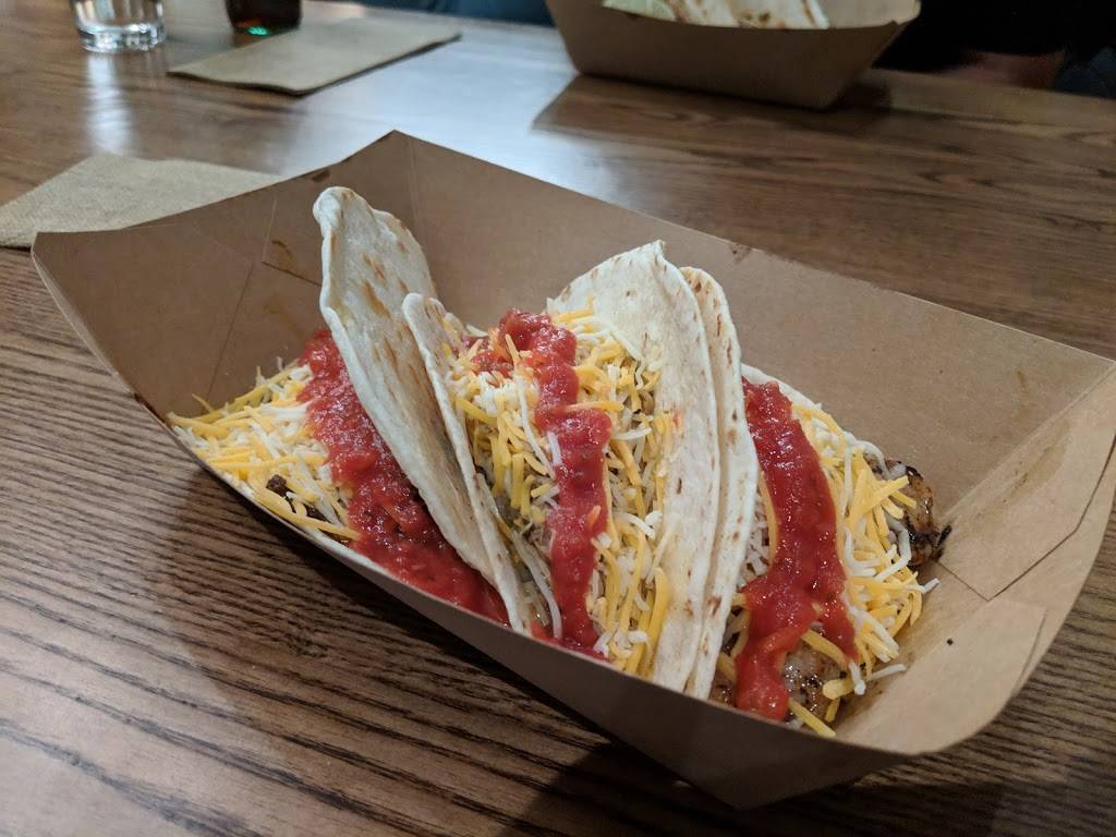 El Jefe Taqueria - Salem | restaurant | 8 W Main St, Salem, VA 24153, USA | 5404044304 OR +1 540-404-4304