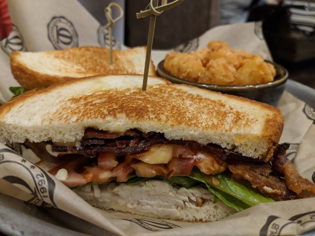 Timothy O’Toole’s Pub Gurnee | restaurant | 5572 Grand Ave, Gurnee, IL 60031, USA | 8472490800 OR +1 847-249-0800