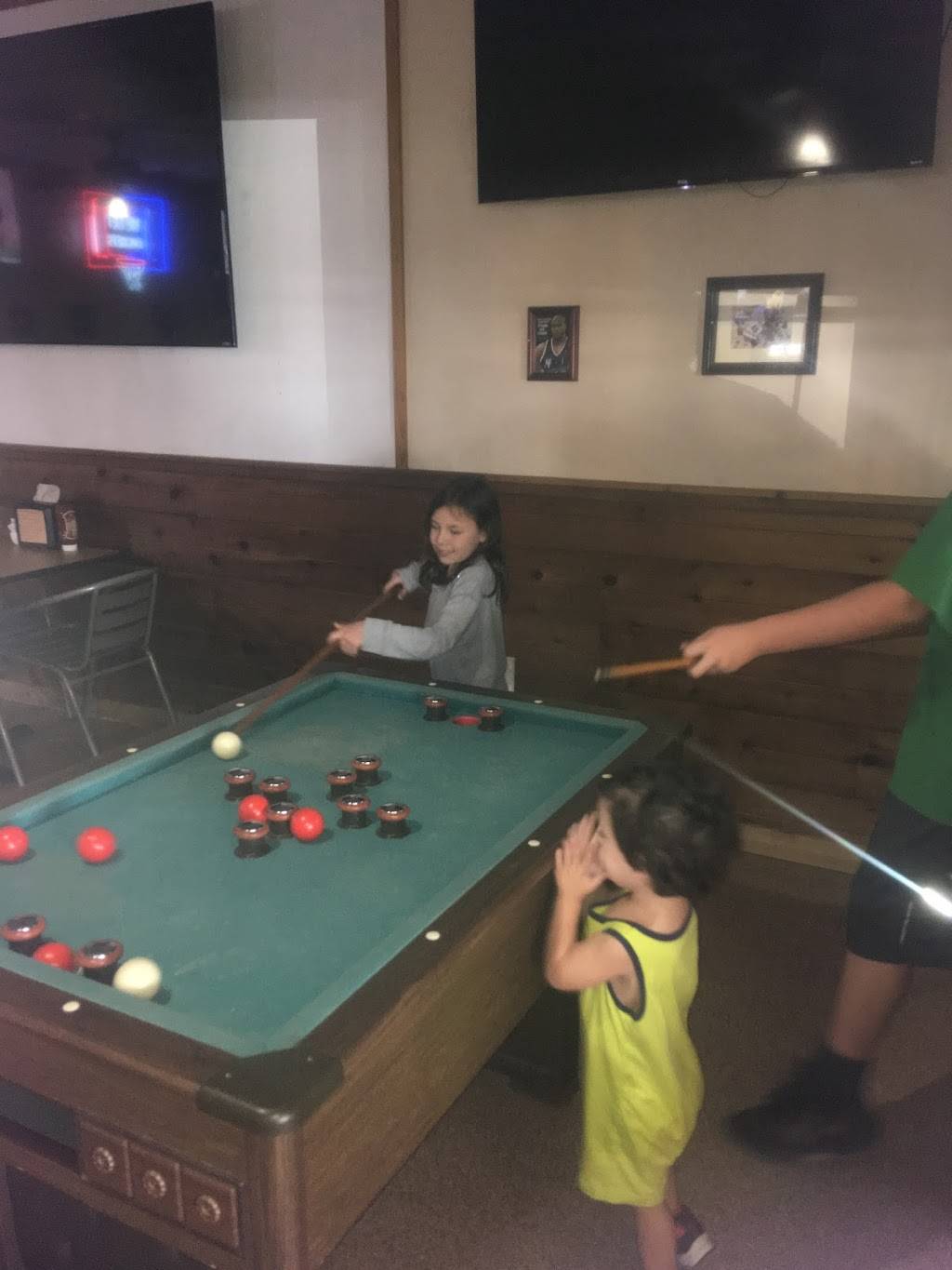 Rocket Wings | restaurant | 380 N Hwy 123 Bypass, Seguin, TX 78155, USA | 8303799464 OR +1 830-379-9464