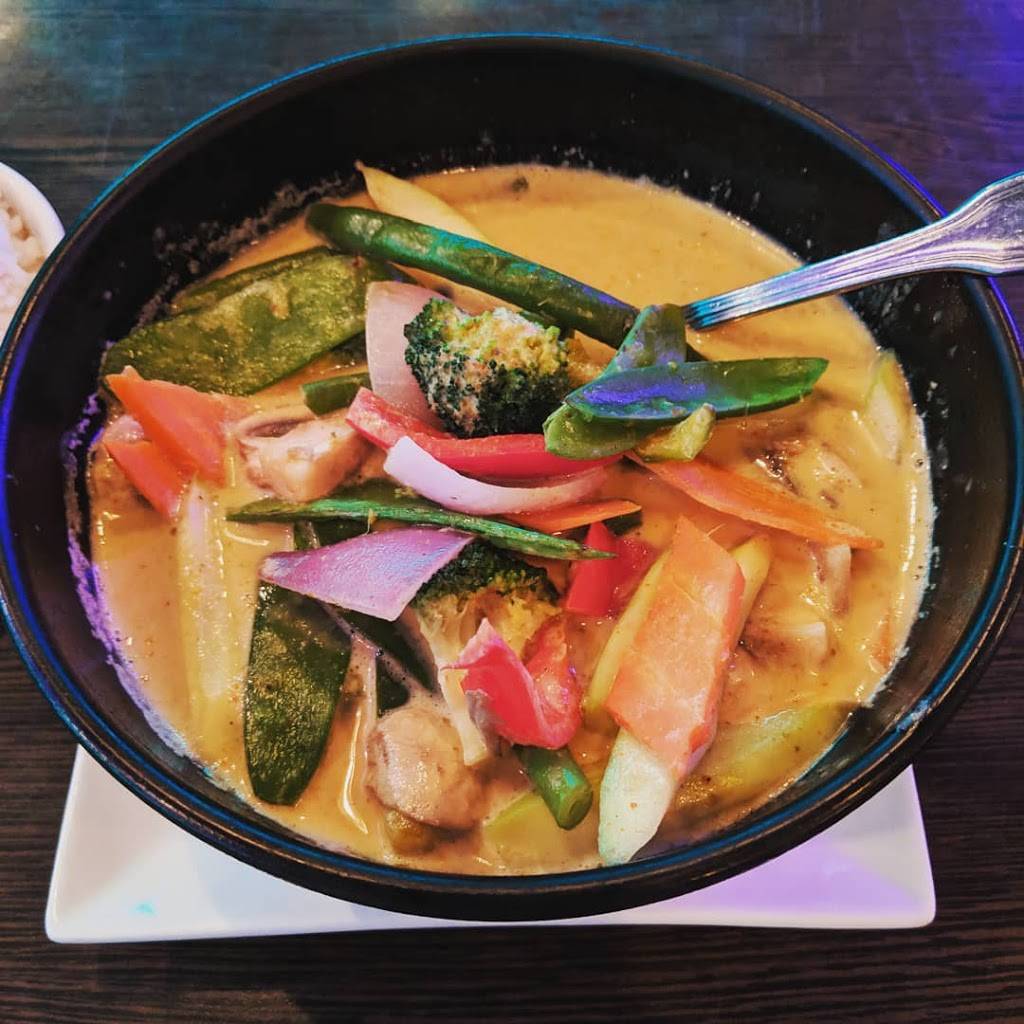 Murasaki Japanese & Thai | restaurant | 475 E Uwchlan Ave, Chester Springs, PA 19425, USA | 4843418362 OR +1 484-341-8362