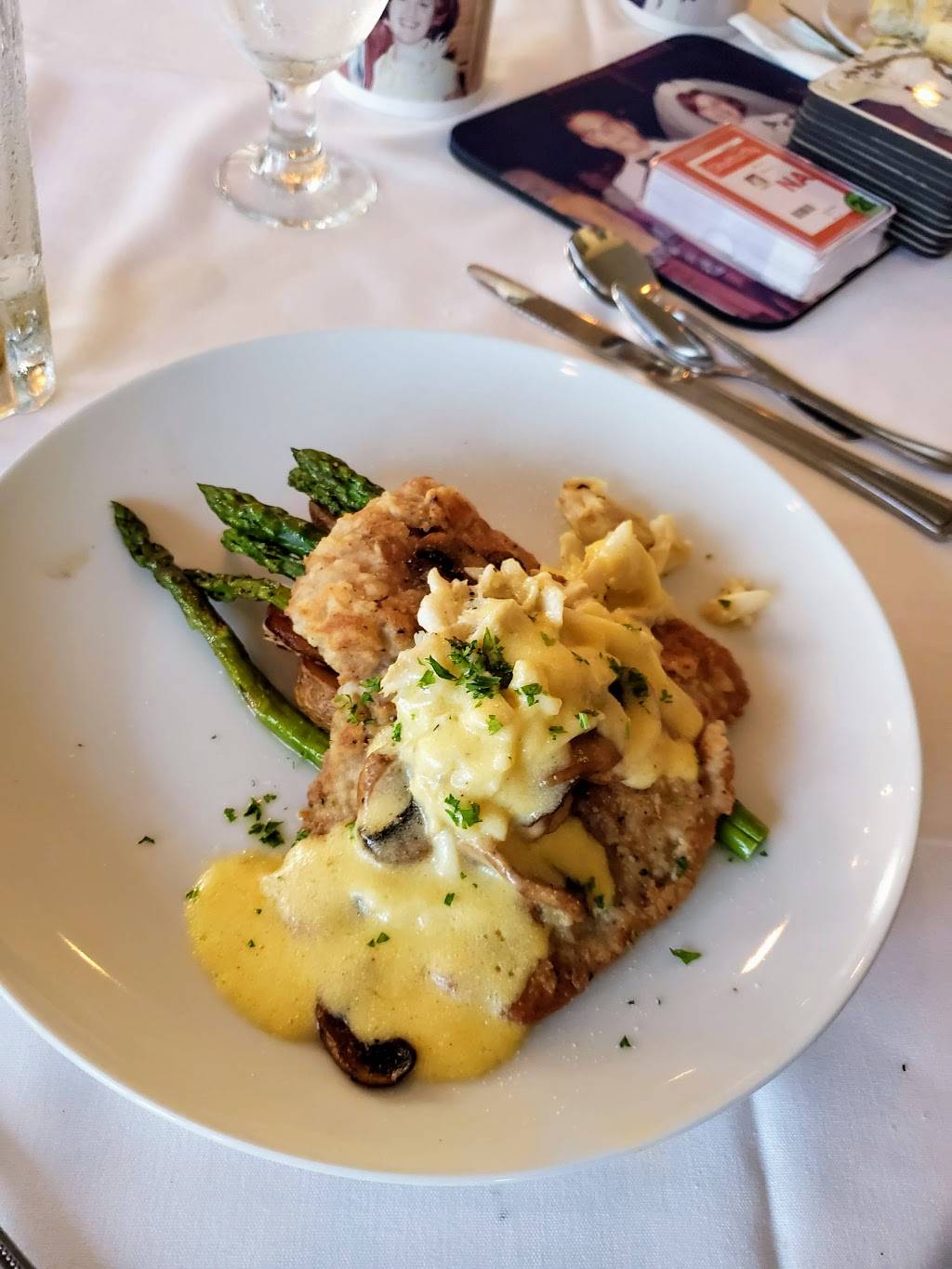 The Pioneer Club | restaurant | 127 Broad St, Lake Charles, LA 70601, USA | 3374362805 OR +1 337-436-2805