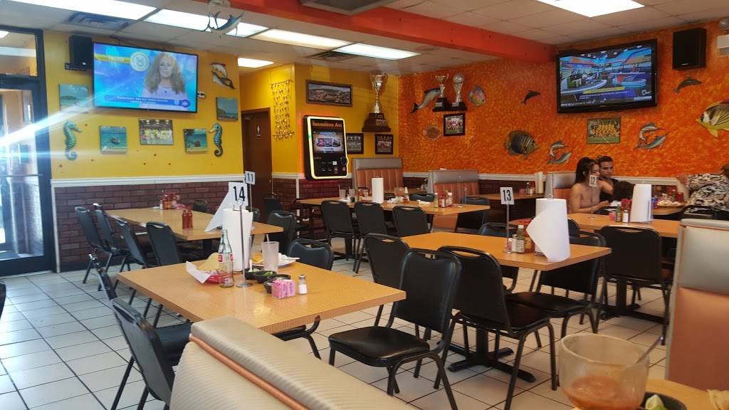 Isla Del Mar # 2 | restaurant | 1300 Glen Rock Ave, Waukegan, IL 60085, USA | 8475996001 OR +1 847-599-6001