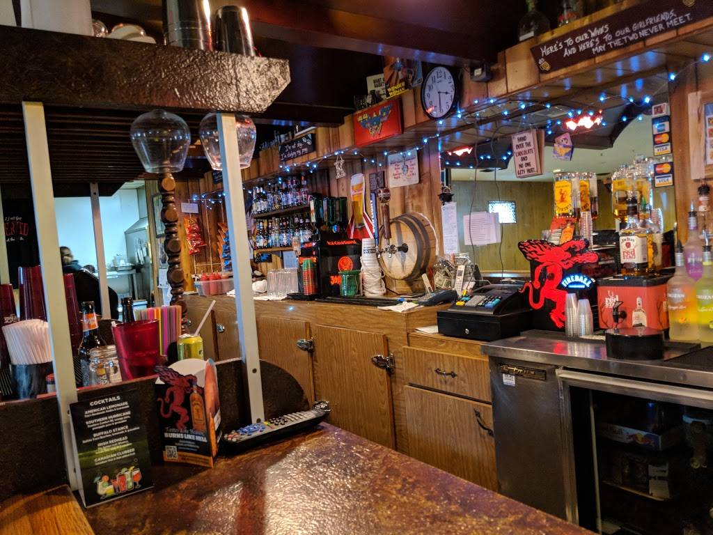 CrossRoads Bar & Grill | restaurant | 5957 N State Rd, St. Louis, MI 48880, USA | 9894638541 OR +1 989-463-8541