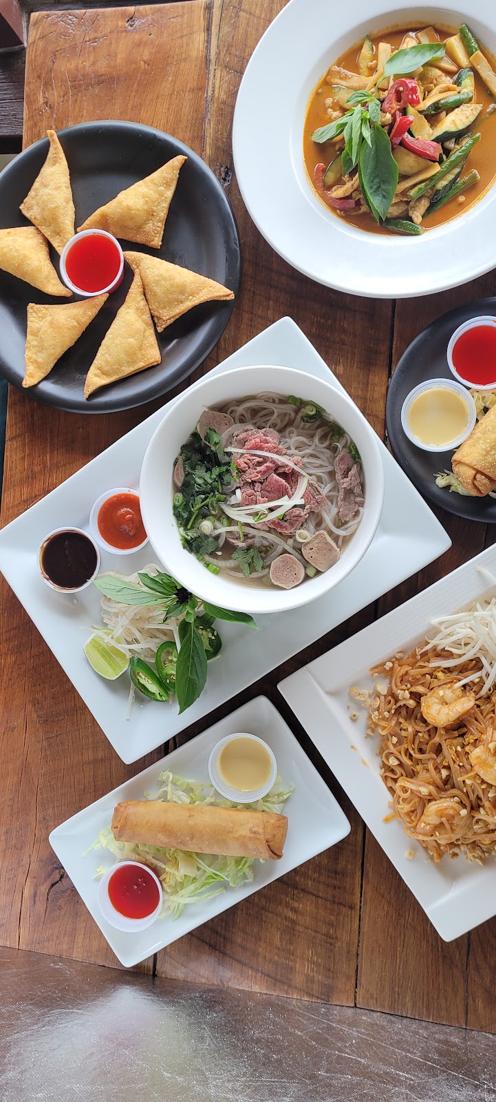 Thai Phoon Restaraunt | restaurant | 15211 Detroit Ave, Lakewood, OH 44107, USA | 2167859335 OR +1 216-785-9335