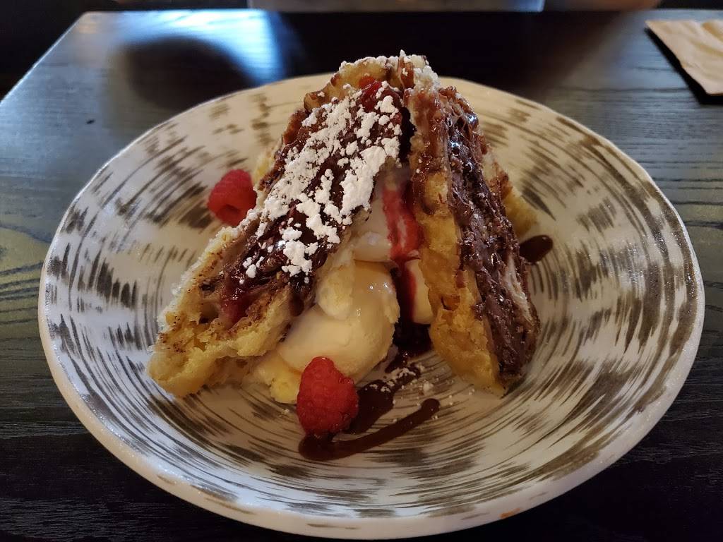 Blue Sushi Sake Grill | restaurant | 316 Court Ave, Des Moines, IA 50309, USA | 5153796800 OR +1 515-379-6800