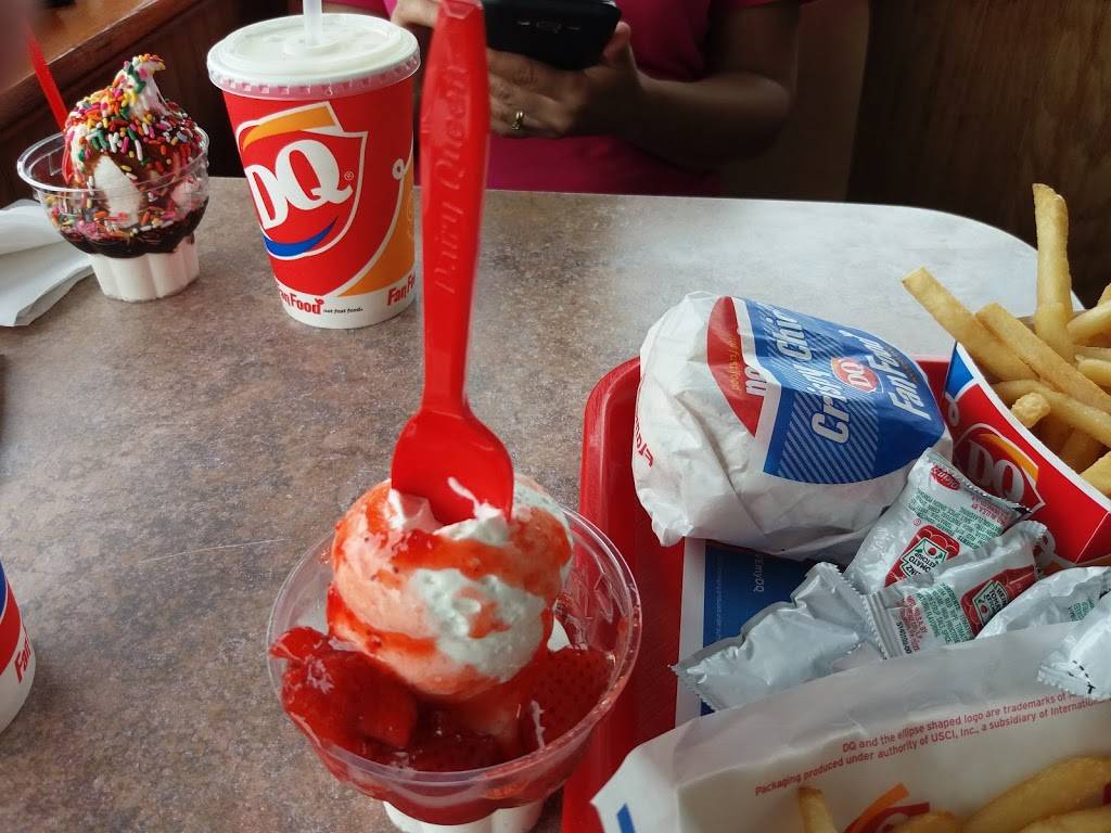 Dairy Queen | restaurant | 5240 E Silver Springs Blvd (Hwy 40, Silver Springs, FL 34488, USA | 3522364747 OR +1 352-236-4747