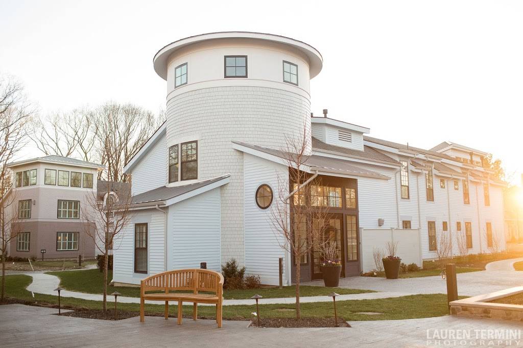 Briar Barn Inn |  | 101 Main St, Rowley, MA 01969, USA | 9786535323 OR +1 978-653-5323