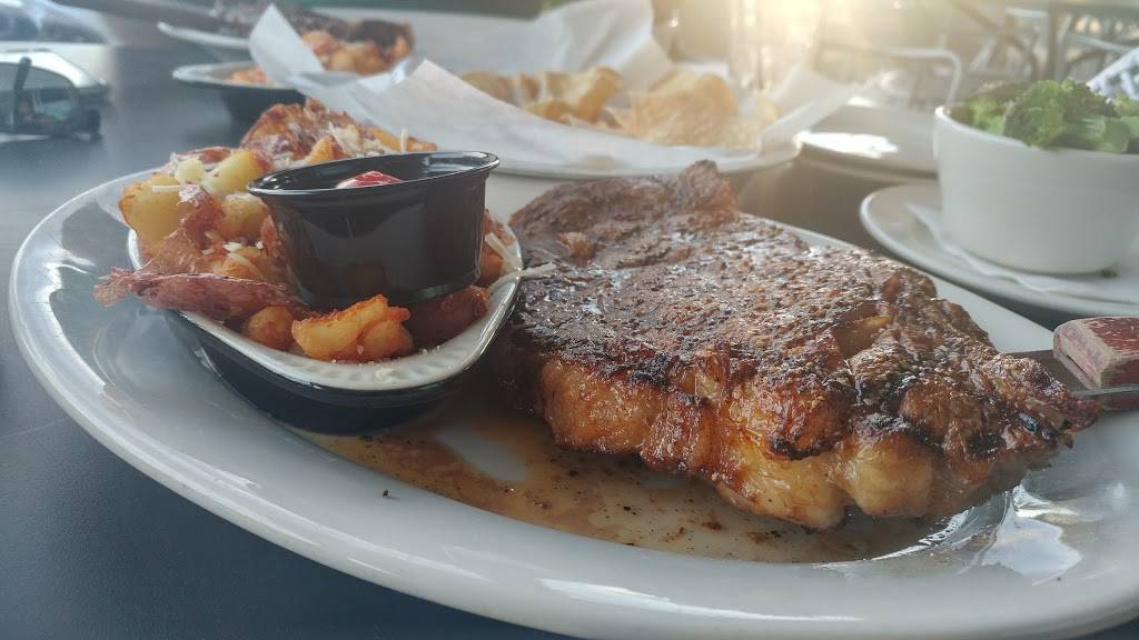 Blue 32 Sports Grill | restaurant | 4845 S Arizona Ave, Chandler, AZ 85248, USA | 4802846496 OR +1 480-284-6496