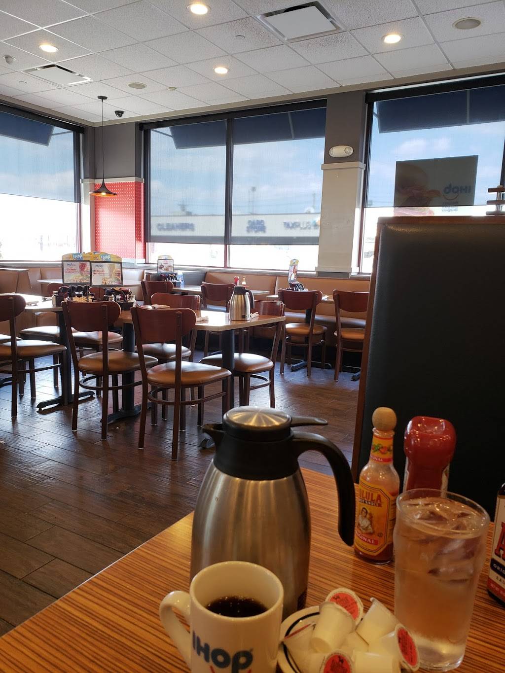 IHOP | restaurant | 11000 Flatlands Ave, Brooklyn, NY 11207, USA | 7182574467 OR +1 718-257-4467