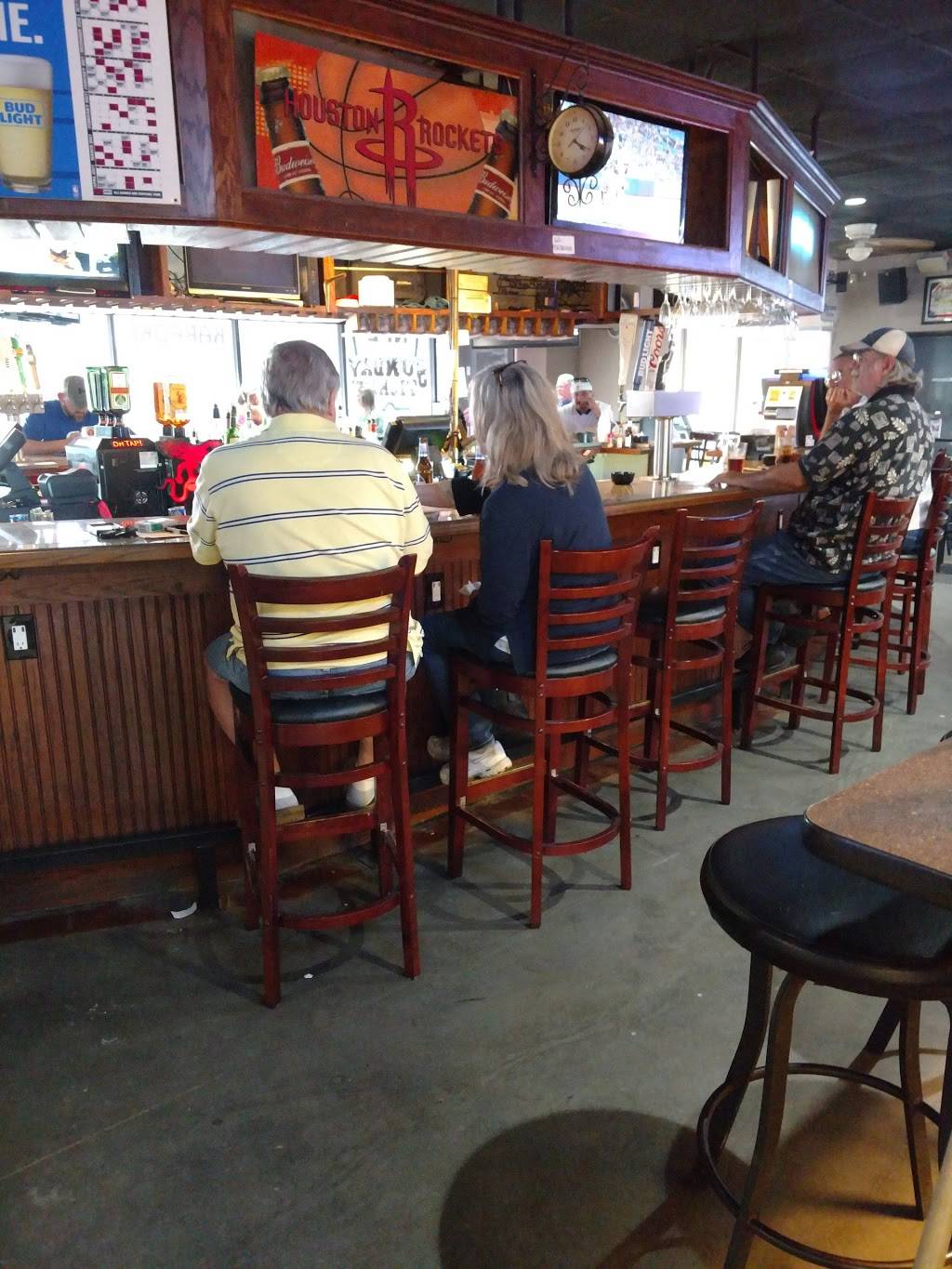 Shanahans Bar and Grill | restaurant | 18020 TX-105, Montgomery, TX 77316, USA | 9365826410 OR +1 936-582-6410