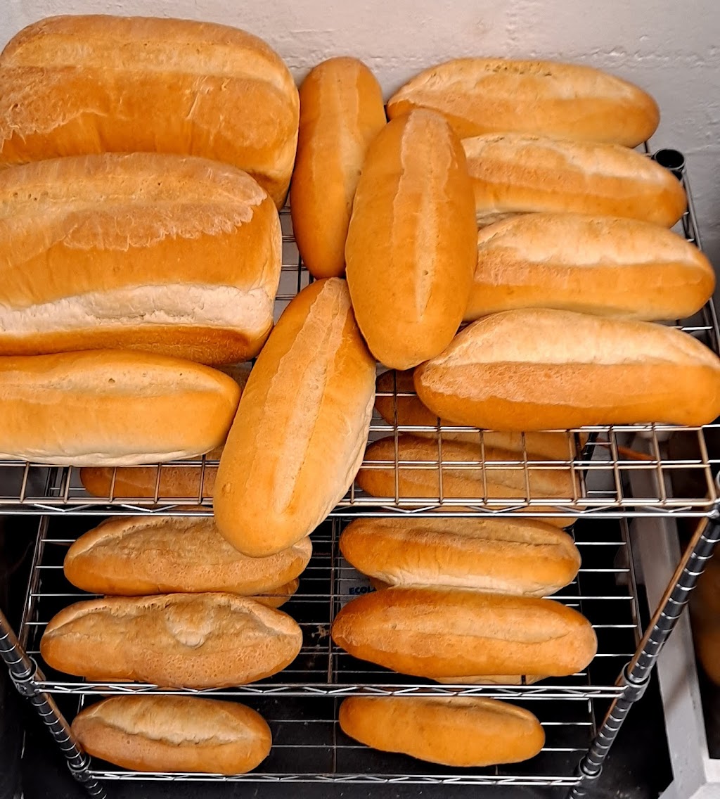 2As Mossy Head Diner | restaurant | 12230 US-90, Defuniak Springs, FL 32433, USA | 8505204058 OR +1 850-520-4058