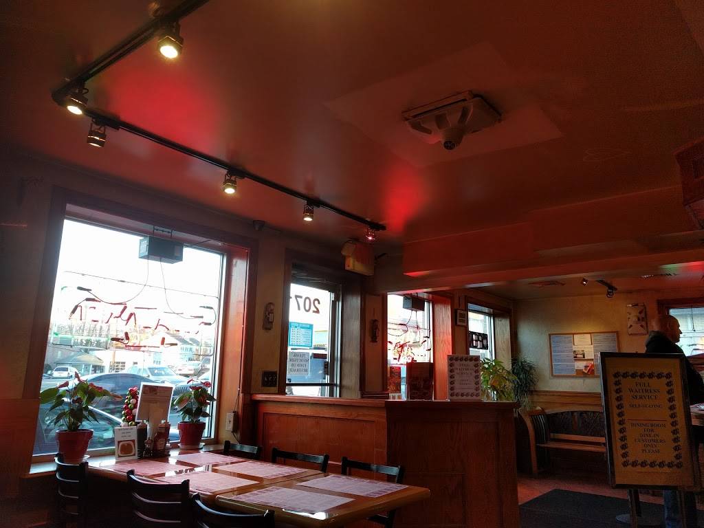 Nunzios Grill | restaurant | 2071 Springfield Ave, Vauxhall, NJ 07088, USA | 9086888040 OR +1 908-688-8040