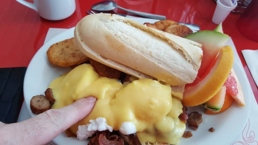 Binerie chik du centre ville | restaurant | 1150 Rue Royale, Trois-Rivières, QC G9A 4J1, Canada | 8198406687 OR +1 819-840-6687