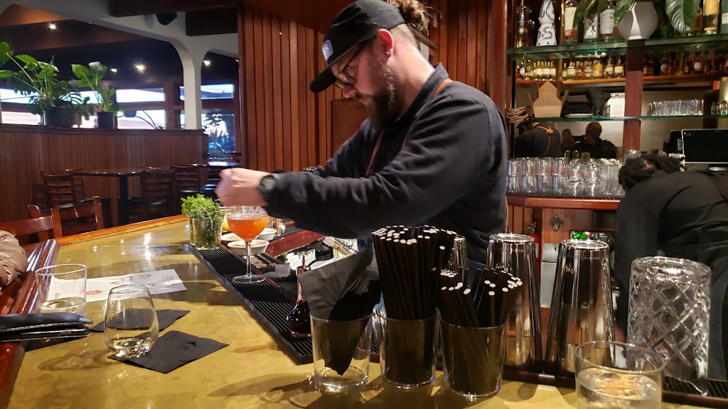 Venus Spirits Cocktails & Kitchen | Beachside | restaurant | 131 Esplanade, Aptos, CA 95003, USA | 8316888917 OR +1 831-688-8917