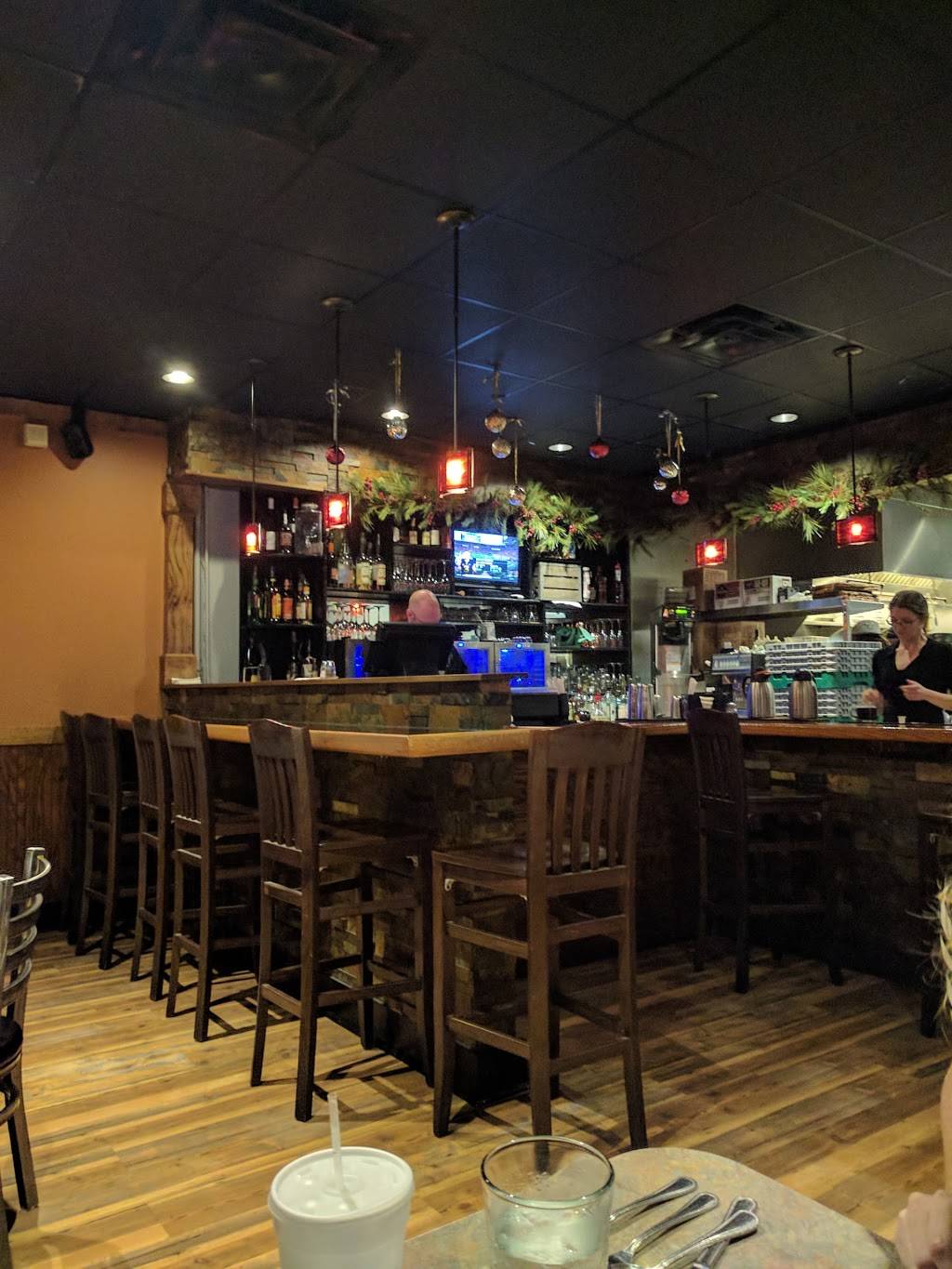 Mondos Italian Restaurant | restaurant | 915 Folly Rd, Charleston, SC 29412, USA | 8437958400 OR +1 843-795-8400