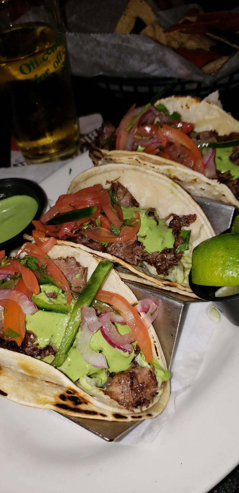 Croxleys Ale House - Brooklyn | restaurant | 63 Grand St, Brooklyn, NY 11249, USA | 7183874290 OR +1 718-387-4290