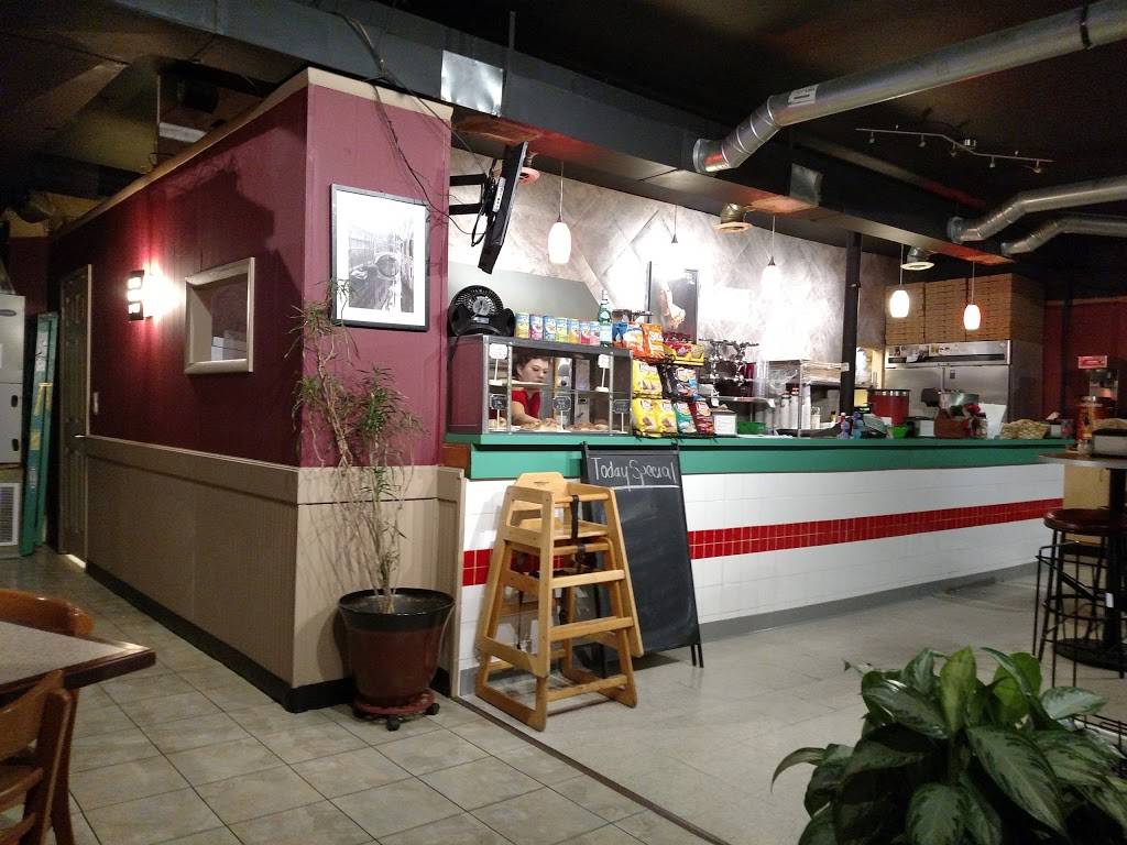 Menas Pizzeria | restaurant | 914 Washington St, Harpers Ferry, WV 25425, USA | 3045356362 OR +1 304-535-6362