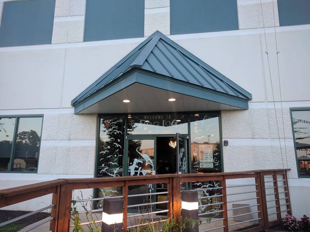 Flying Dog Brewery | restaurant | 4607 Wedgewood Blvd, Frederick, MD 21703, USA | 3016947899 OR +1 301-694-7899
