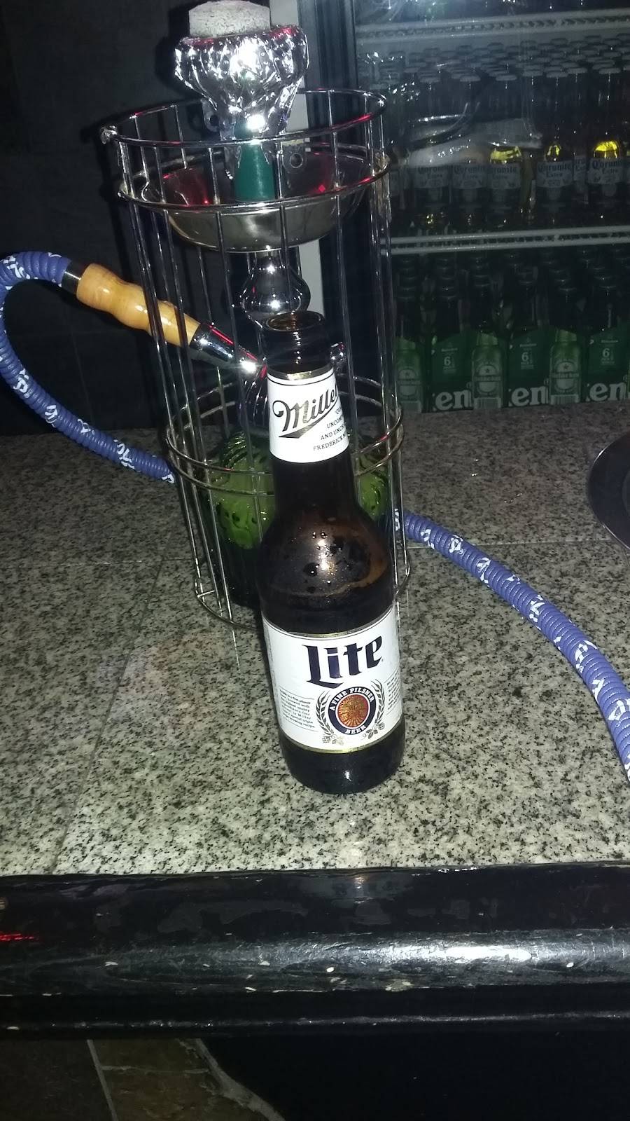 Yo Maxis Bar & Grill | restaurant | 423 W Bristol St, Philadelphia, PA 19140, USA | 2673355238 OR +1 267-335-5238