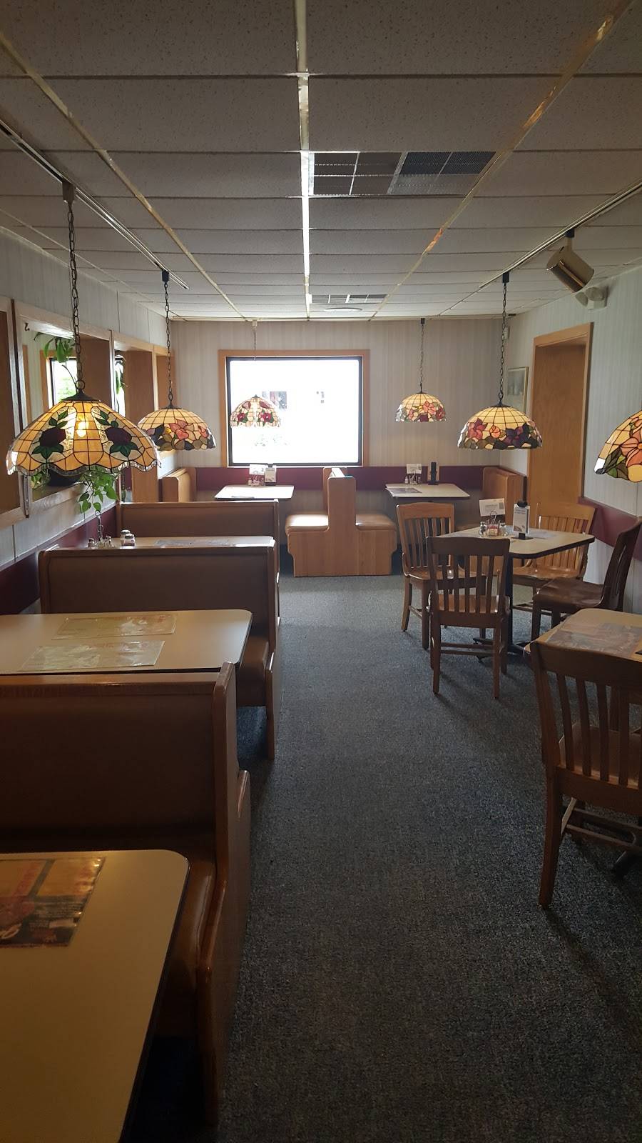 Pizza King | restaurant | 110 W Harris St, Eaton, IN 47338, USA | 7653969568 OR +1 765-396-9568