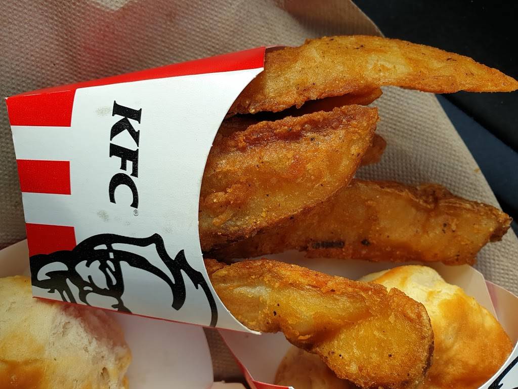 KFC | restaurant | 3945 Red Bank Rd, Cincinnati, OH 45227, USA | 5132711956 OR +1 513-271-1956