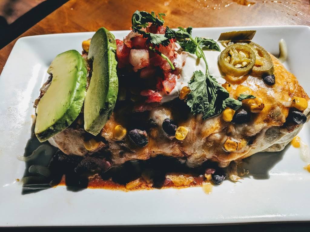 Lone Star Texas Grill | restaurant | 930 Dixon Rd, Etobicoke, ON M9W 1J9, Canada | 4166747777 OR +1 416-674-7777