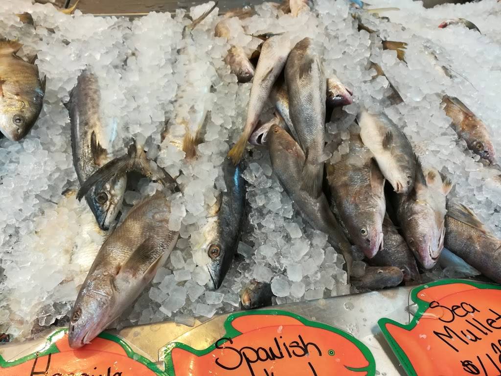 Capital Seafood Market | restaurant | 1304 University Dr, Durham, NC 27707, USA | 9194020777 OR +1 919-402-0777