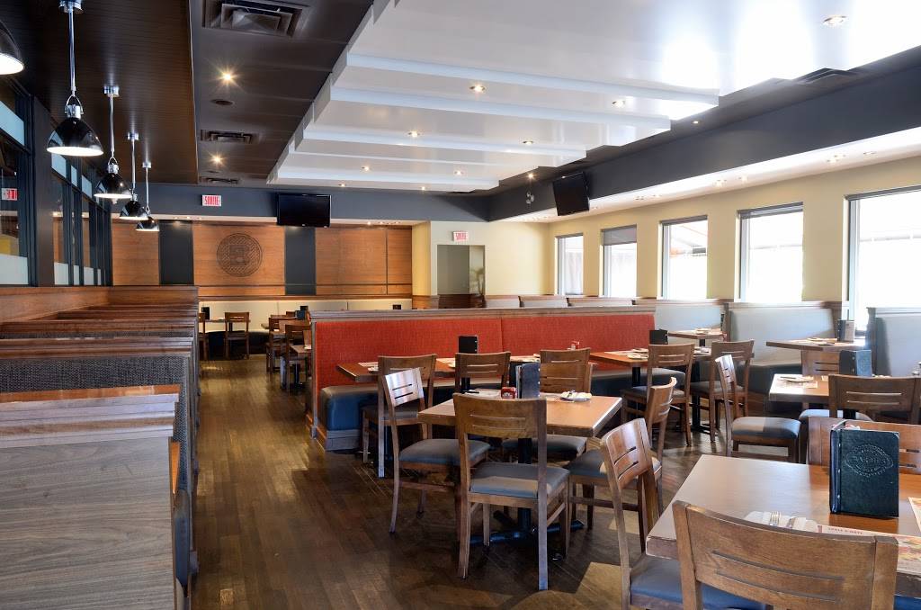 Barbies Resto Bar Grill | restaurant | 1175 Chemin du Tremblay, Longueuil, QC J4N 1A2, Canada | 4504680505 OR +1 450-468-0505