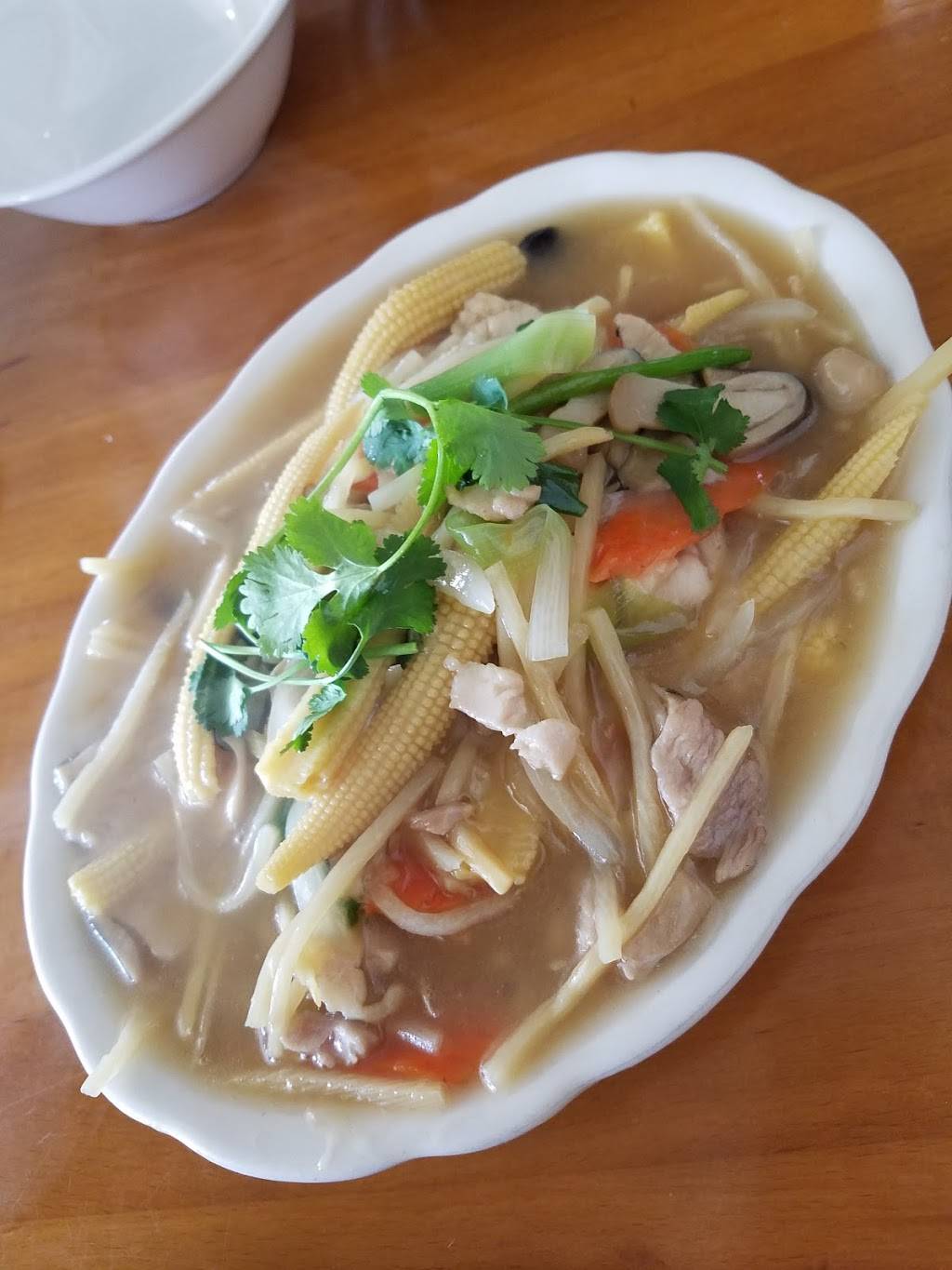 Mink Quan Thai | restaurant | 2821 E Anaheim St, Long Beach, CA 90804, USA | 5624393008 OR +1 562-439-3008