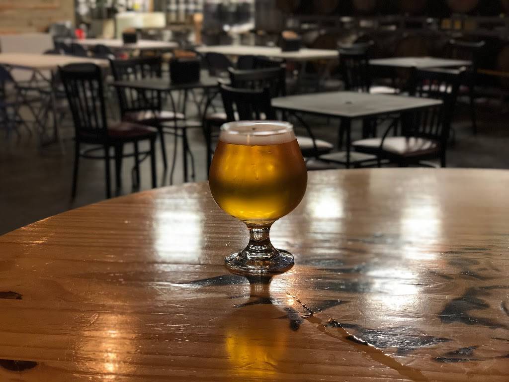 Heretic Brewing Company | restaurant | 1052 Horizon Dr, Fairfield, CA 94533, USA | 7073894573 OR +1 707-389-4573