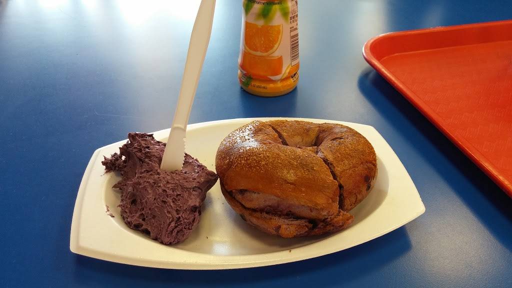 Marx Hot Bagels | bakery | 9701 Kenwood Rd, Blue Ash, OH 45242, USA | 5138915542 OR +1 513-891-5542