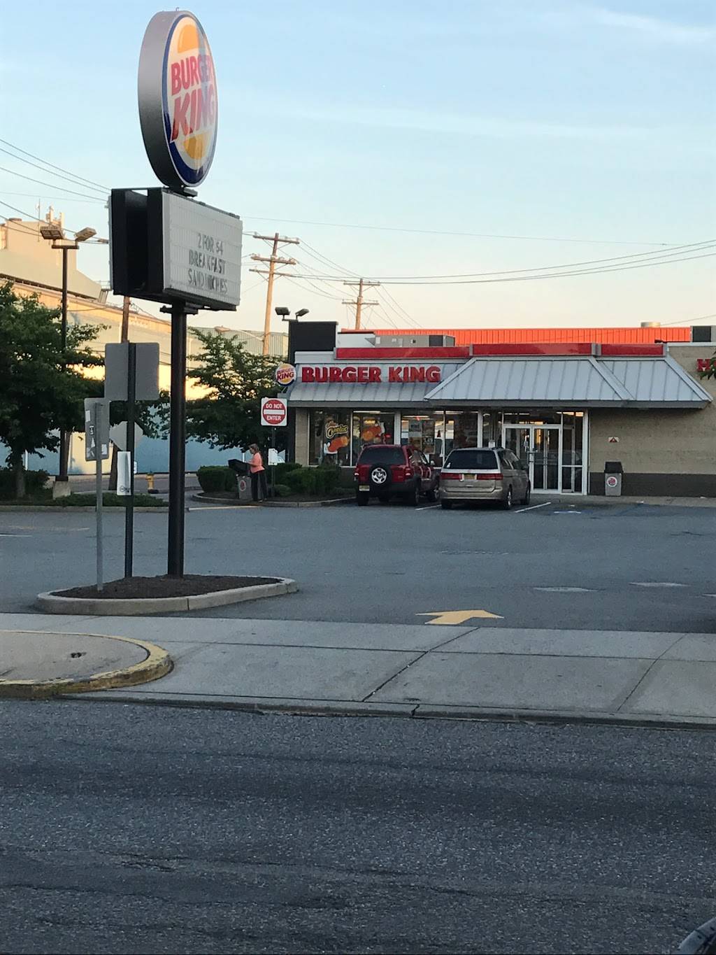 Burger King | restaurant | 205 Passaic Ave, Kearny, NJ 07032, USA | 2019919790 OR +1 201-991-9790