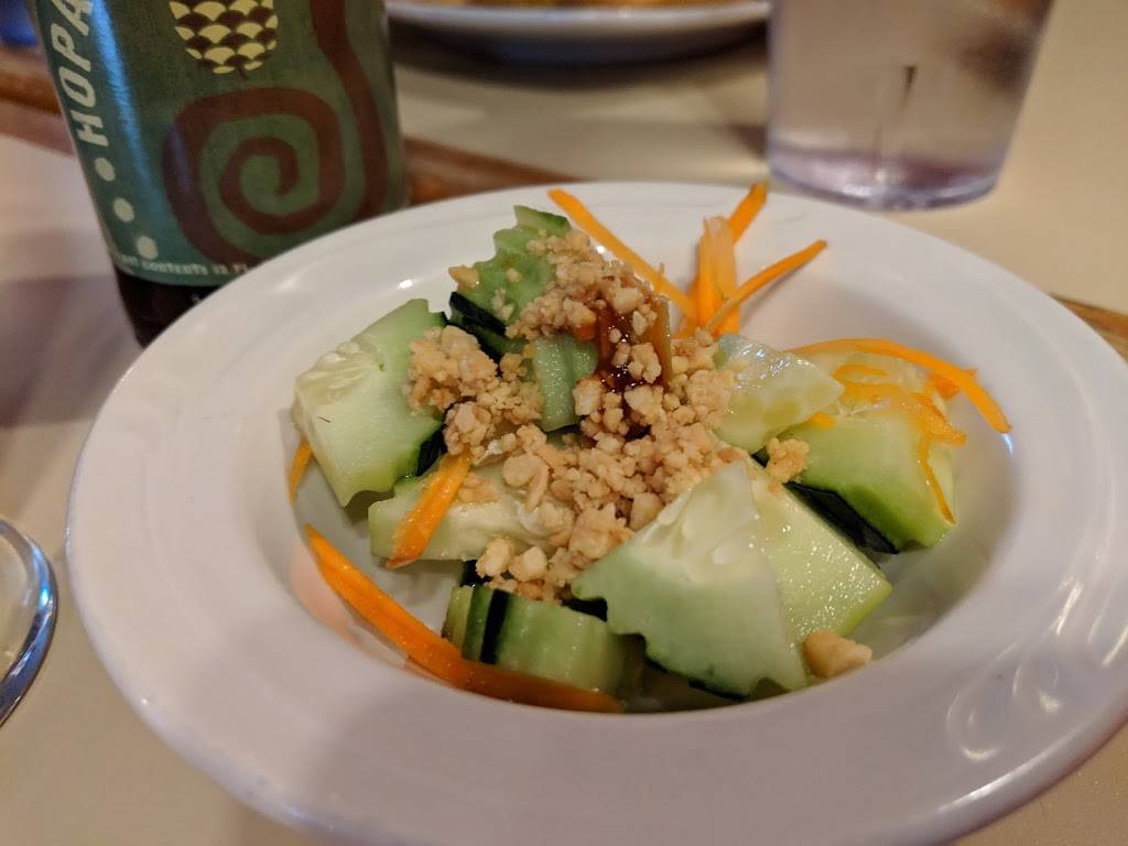 Lao Laan-Xang Restaurant | restaurant | 1146 Williamson St, Madison, WI 53703, USA | 6082800104 OR +1 608-280-0104