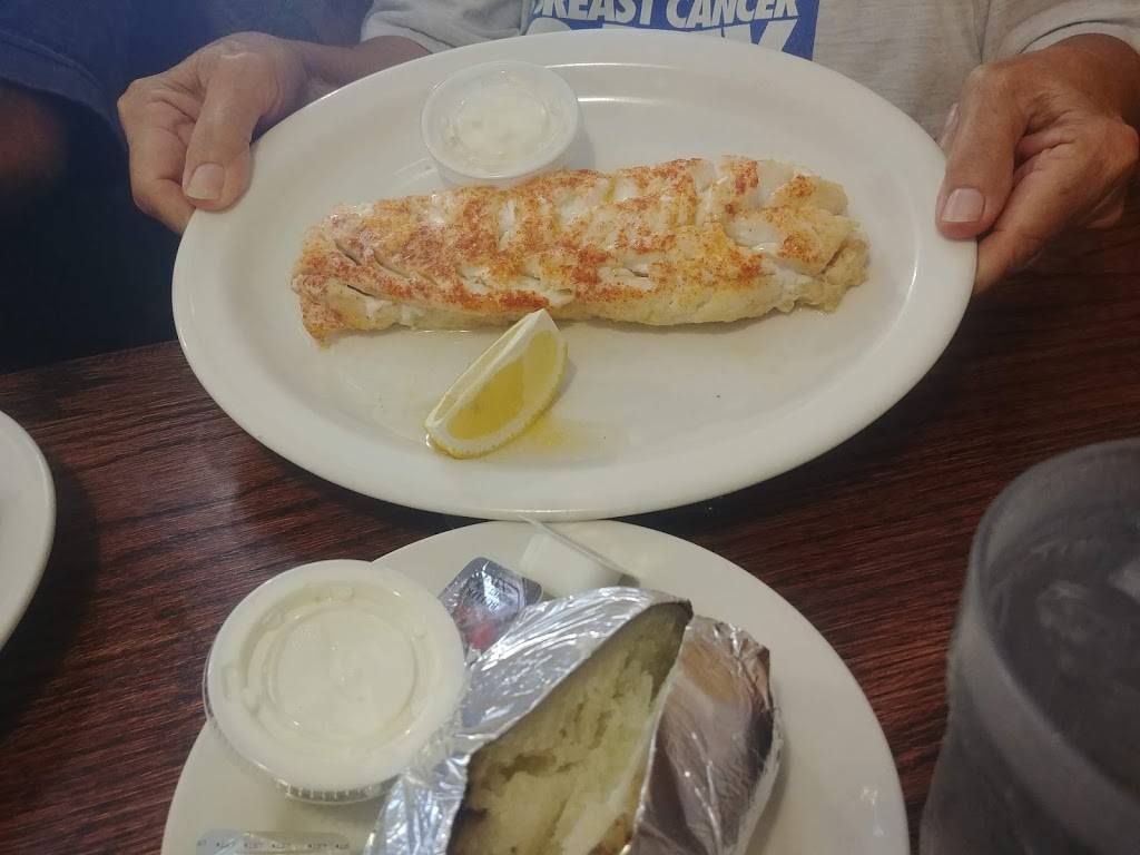 Kirkland Family Restaurant | restaurant | 507 Main St, Kirkland, IL 60146, USA | 8155223531 OR +1 815-522-3531