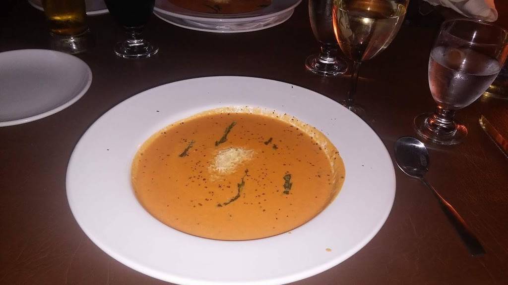 The Grape Italian Steakhouse | restaurant | 6350 Escondido Dr STE A11, El Paso, TX 79912, USA | 9156269381 OR +1 915-626-9381