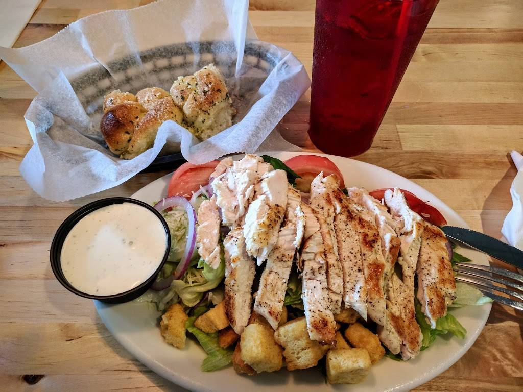 Victorios Oyster Bar and Grille | restaurant | 1701 US-1, Titusville, FL 32796, USA | 3212671950 OR +1 321-267-1950