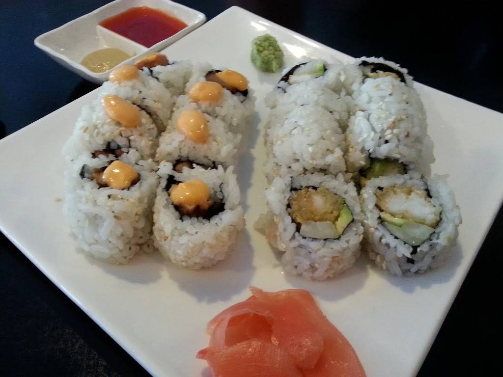 Fuji Asian Bistro | restaurant | 1103, 4522 S Suncoast Blvd, Homosassa, FL 34446, USA | 3526281888 OR +1 352-628-1888