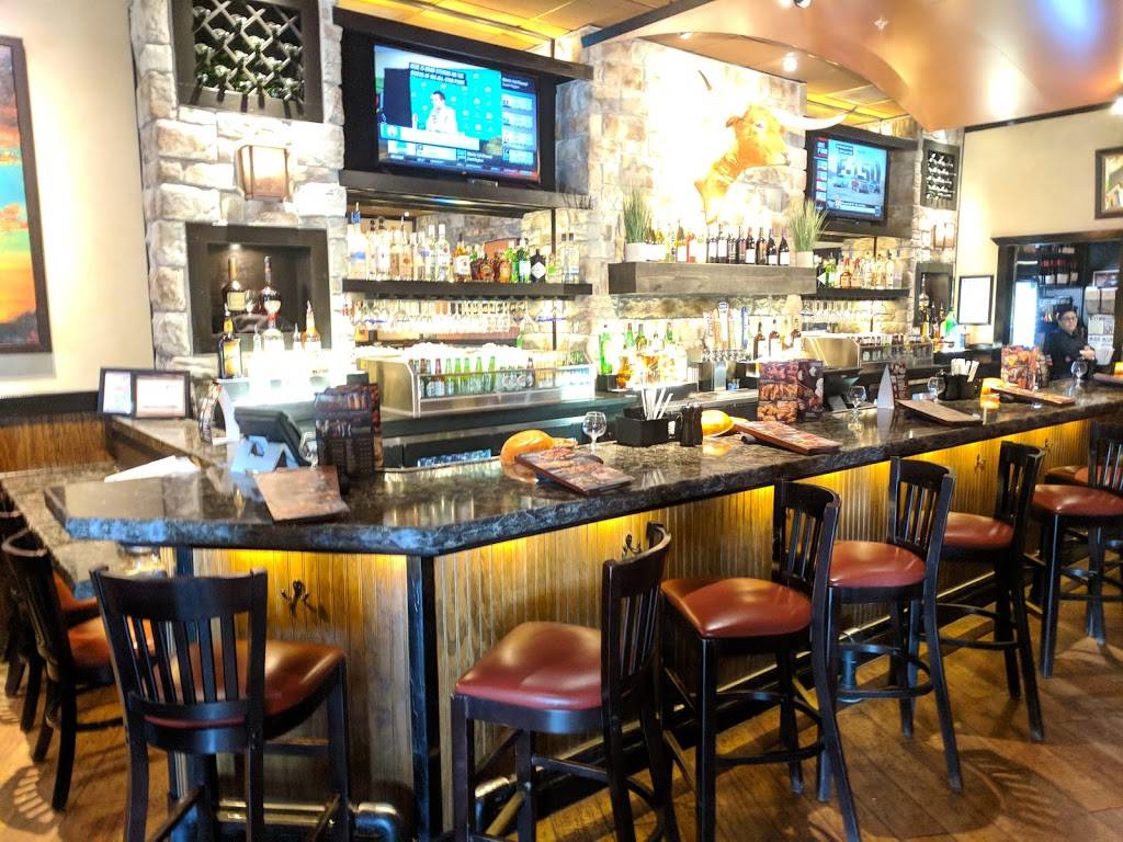 LongHorn Steakhouse | meal takeaway | Centennial Promenade, 9625 E County Line Rd, Centennial, CO 80112, USA | 3036499477 OR +1 303-649-9477