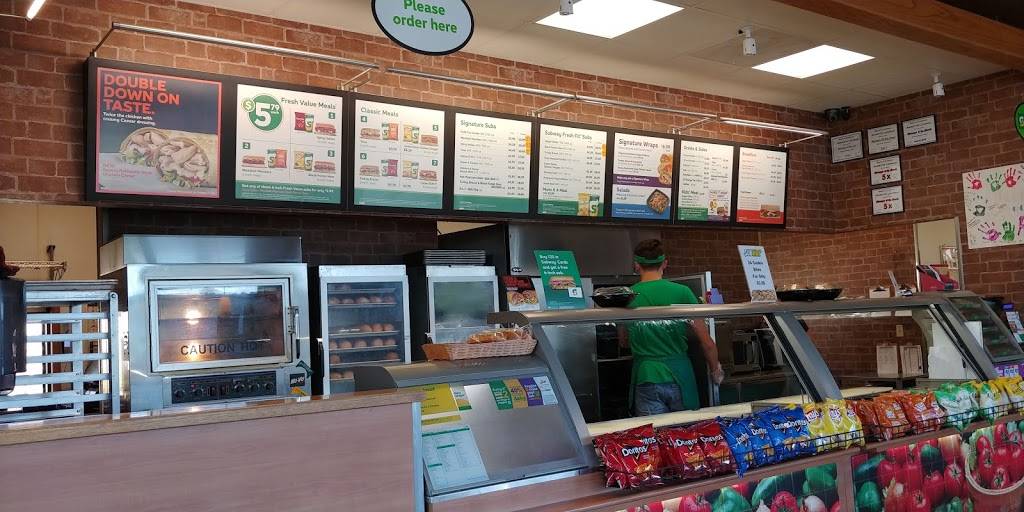Subway | restaurant | 1280 10th Ave S, Sweet Home, OR 97386, USA | 5412248418 OR +1 541-224-8418