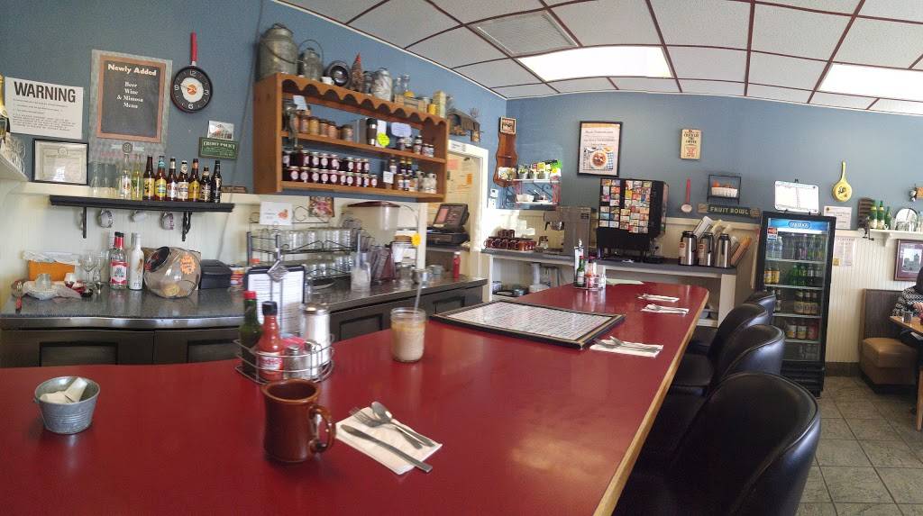 Country Corner Cafe | restaurant | 25 Church St, Saratoga Springs, NY 12866, USA | 5185837889 OR +1 518-583-7889