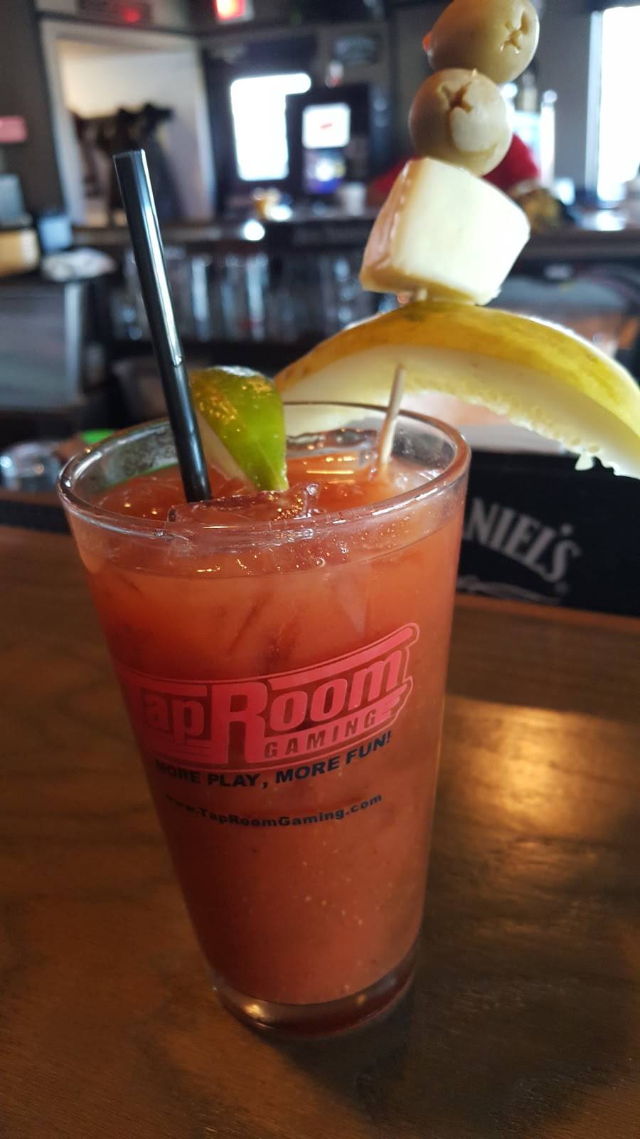 Uncle Ds Bar and Grille | restaurant | 380 W Liberty St, Wauconda, IL 60084, USA | 8478653120 OR +1 847-865-3120