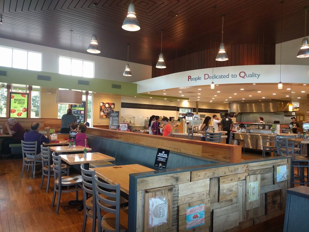 PDQ Restaurant | restaurant | 134 Gornto Lake Rd, Brandon, FL 33511, USA | 8138648519 OR +1 813-864-8519