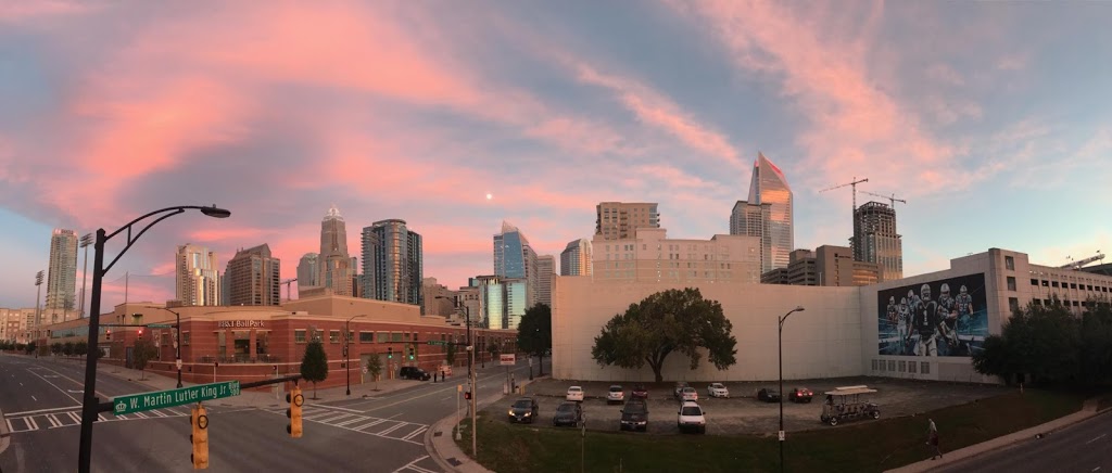 Thomas Street Tavern | restaurant | 1218 Thomas Ave, Charlotte, NC 28205, USA | 7043761622 OR +1 704-376-1622