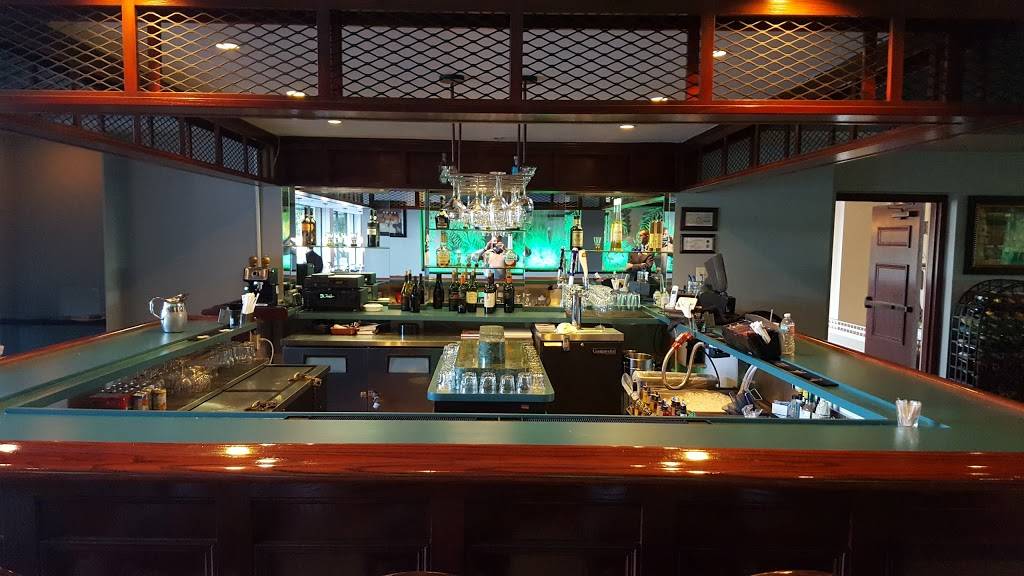 Lakeview Restaurant | restaurant | 9400 Pine Ridge Dr, Davie, FL 33324, USA | 9547230853 OR +1 954-723-0853