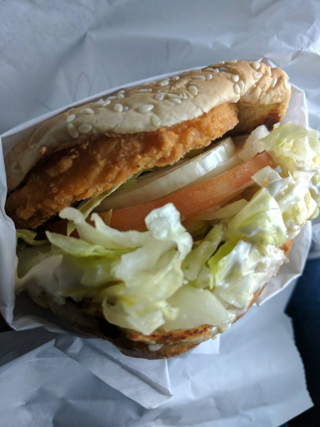 Giant Burger | restaurant | 24134 Mission Blvd, Hayward, CA 94544, USA | 5107332665 OR +1 510-733-2665