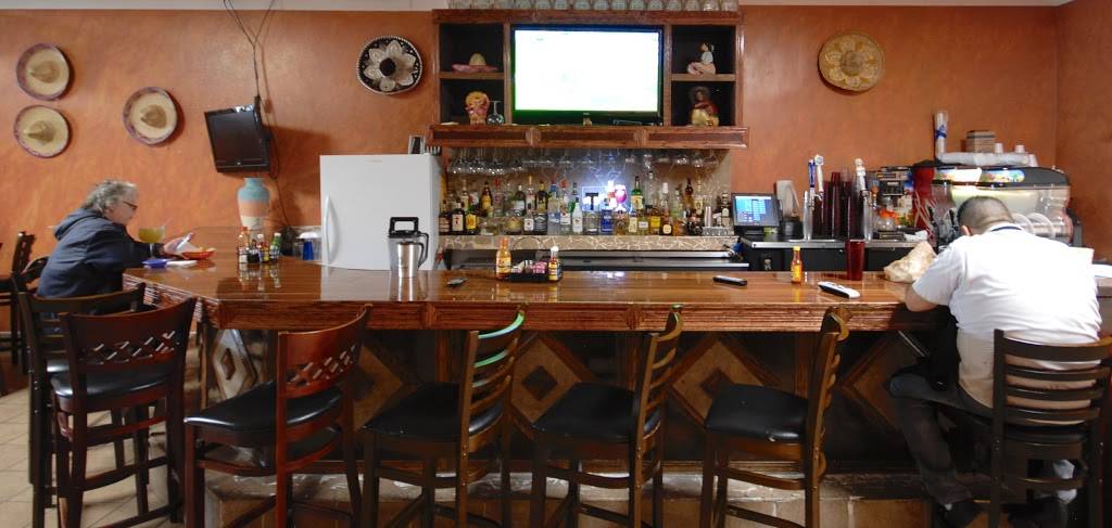 Maya Mexican Restaurant | restaurant | 985 Lila Ave, Milford, OH 45150, USA | 5138314661 OR +1 513-831-4661