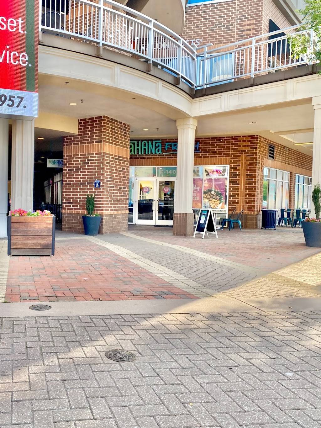 Mahana Fresh | restaurant | 14815 Ballantyne Village Way Suite 140, Charlotte, NC 28277, USA | 7042480311 OR +1 704-248-0311