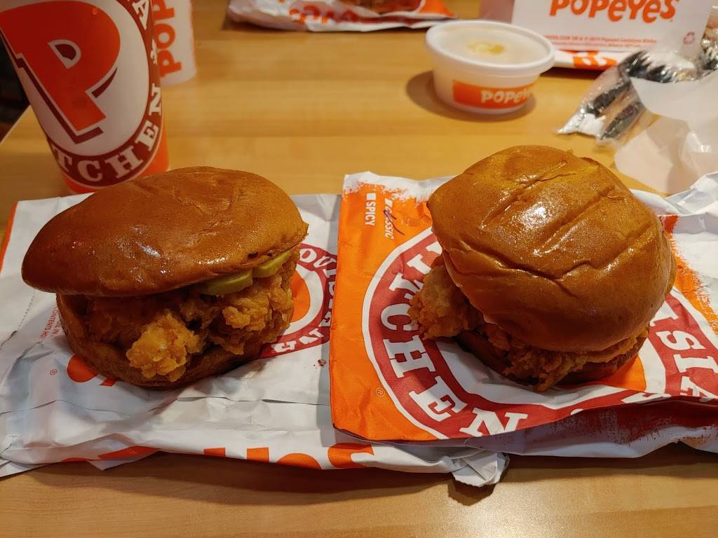 Popeyes Louisiana Kitchen | restaurant | 15204 W 119th St, Olathe, KS 66062, USA | 9137688778 OR +1 913-768-8778