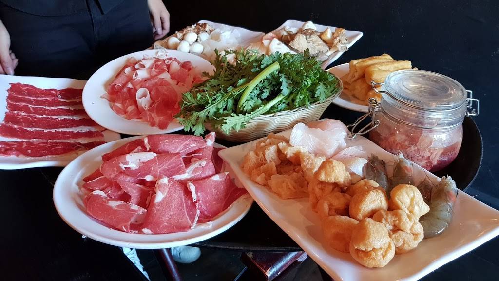 Boiling Hot Pot | restaurant | 46997 Warm Springs Blvd, Fremont, CA 94539, USA | 5102261588 OR +1 510-226-1588