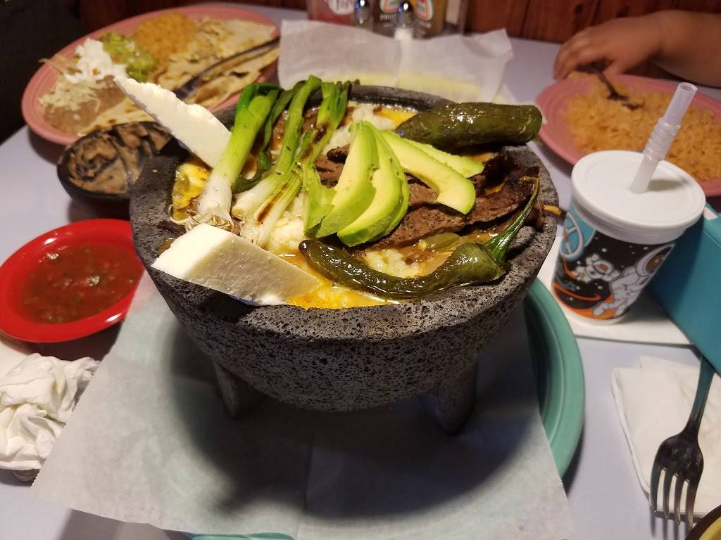 CAZADORA RESTAURANTE | restaurant | 70 W Stockton St, Sonora, CA 95370, USA | 2095324000 OR +1 209-532-4000